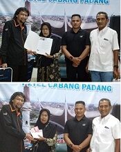 Photo of Cabang Padang-Serahkan Dakem Kpd AW Alm Buyung Satu-510946